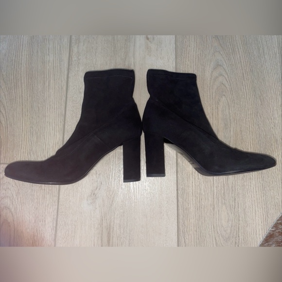 Barneys New York Black Suede Ankle Boots Pointed Toe Block Heel EU 38.5 - Picture 3 of 9